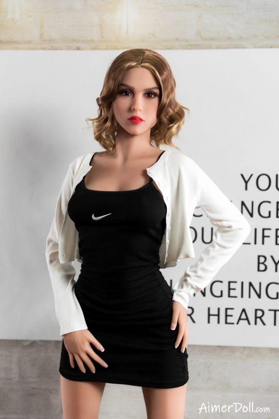 Scarlett Johansson Neukt Sekspop - Letti