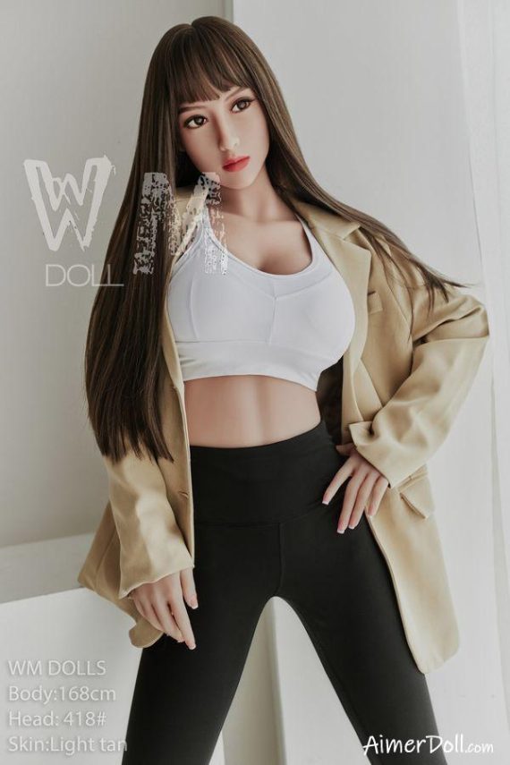 Vrouwelijke Sekspop Met Roterende Penis - Marika