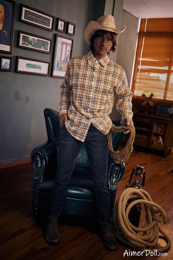 Man Neukt Milf Sekspop - Alvin - Afbeelding 3