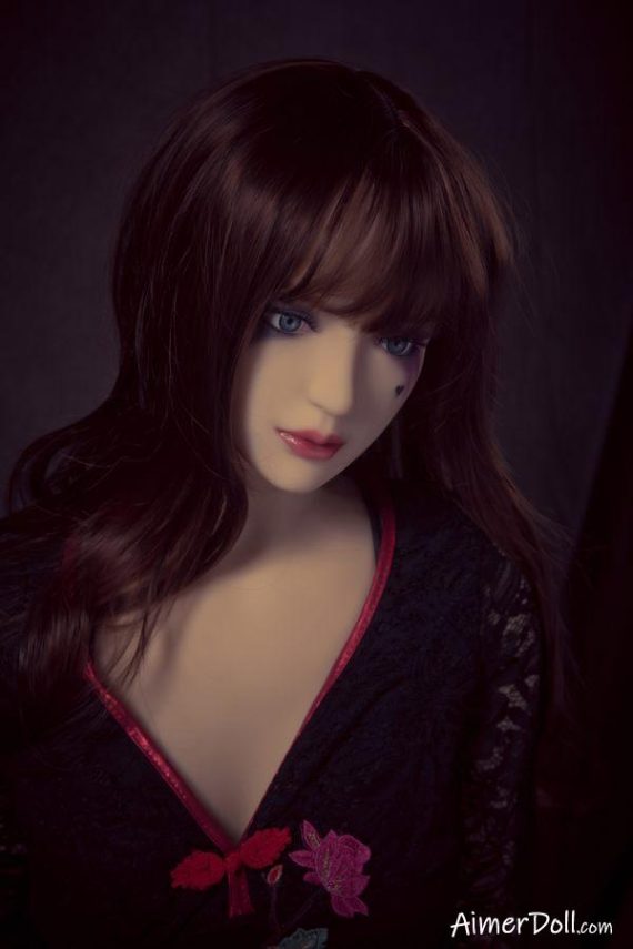 Auburn: Roodharige Sekspop - Shela