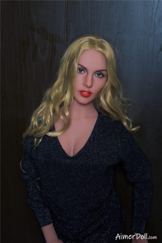 Man Maakt Zijn Eigen Sekspop - Orpha