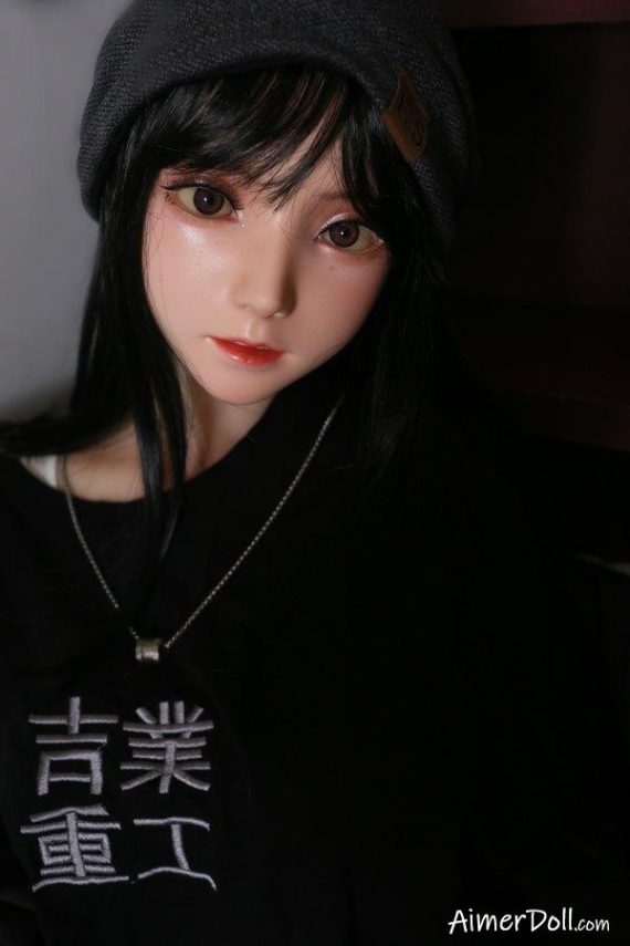 Vrouwelijke Beweegbare Levensechte Sekspop - Lonna