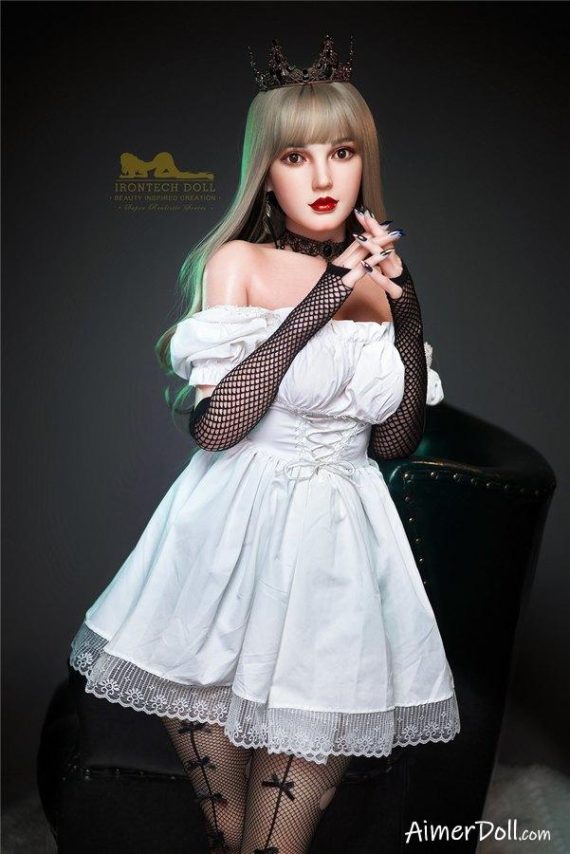 Lesbienne Wrijft Tegen Sekspop - Tamar