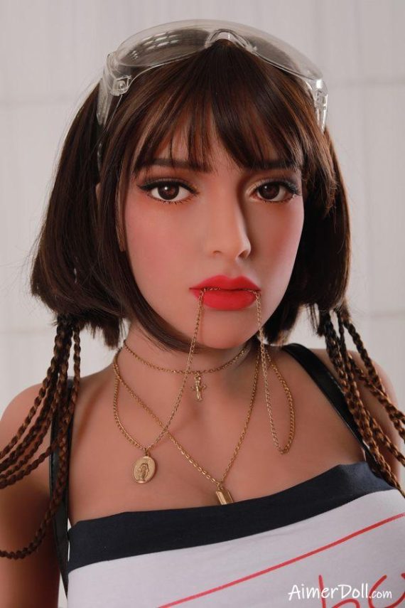 Hoe Een Sekspop Het Allemaal Doet - Dollie